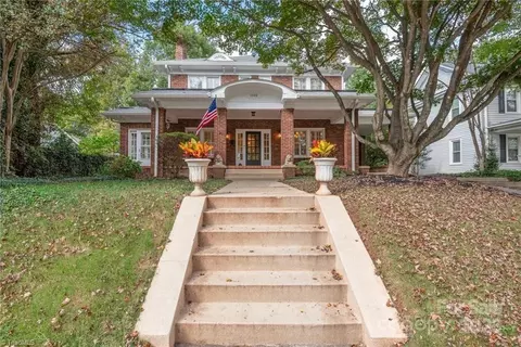 1102 Hawthorne Rd, Winston Salem, NC 27103