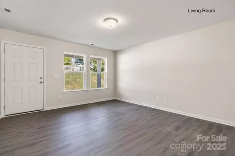 323 Connor St, Lancaster, SC 29720 photo 6