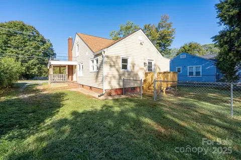 Exterior - 702 3rd St, Spencer, NC 28159 photo 4 of 8