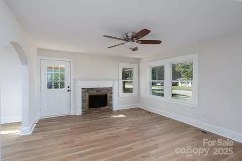 Living - 702 3rd St, Spencer, NC 28159 photo 1 of 5