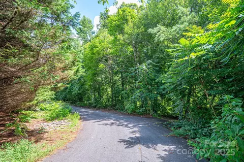 Line Drive, Forest City, NC 28043