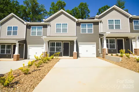 83 Cain Hollow Way, Asheville, NC 28806