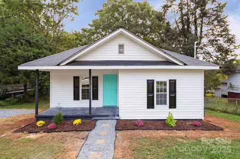 1132 Perkins St, Gastonia, NC 28054