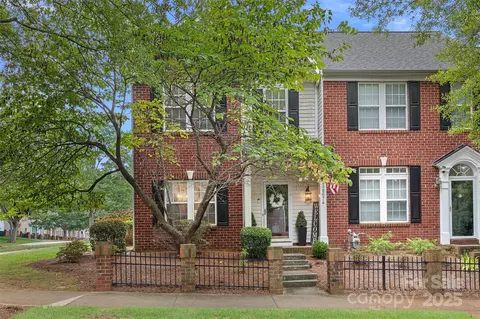 18674 Oakhurst Blvd, Cornelius, NC 28031