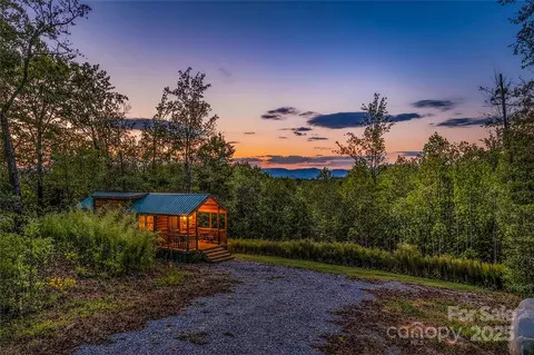 1136 Bauguess Mill Rd, Traphill, NC 28685