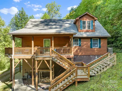 136 Grouse Point Rd, Hot Springs, NC 28743