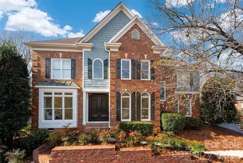 7829 Seton House Ln, Charlotte, NC 28277