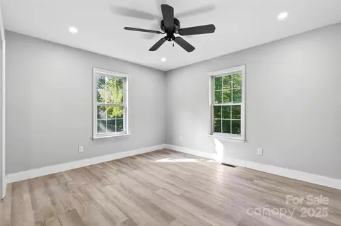 86 Springdale Dr, Marion, NC 28752 photo 25
