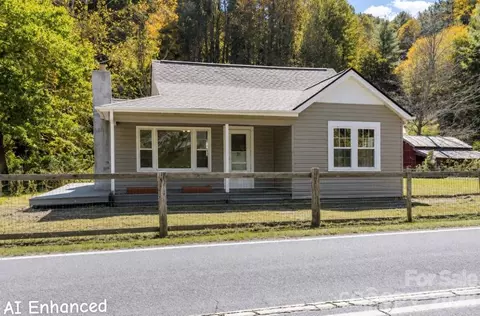 689 Bald Mountain Rd, Burnsville, NC 28714