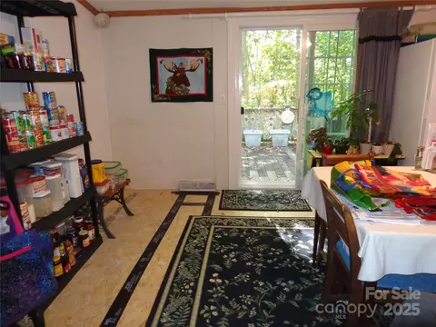 Dining - 89 Blue Mountain Rd, Fairview, NC 28730 photo 5 of 5