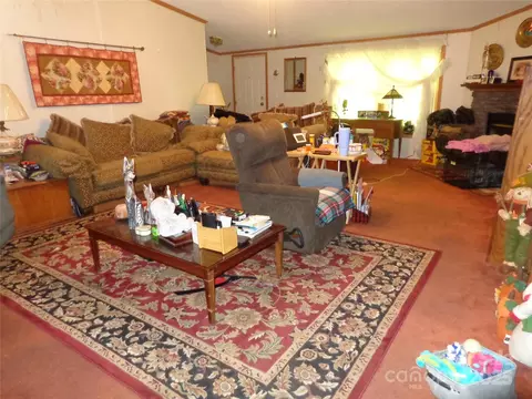 Living - 89 Blue Mountain Rd, Fairview, NC 28730 photo 3 of 7