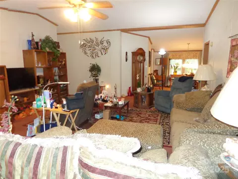 Living - 89 Blue Mountain Rd, Fairview, NC 28730 photo 4 of 7