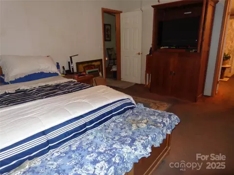 Bedroom - 89 Blue Mountain Rd, Fairview, NC 28730 photo 6 of 6