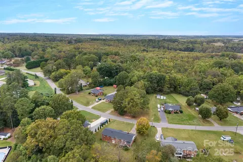 View/Area - 458 Roy Eaker Rd, Cherryville, NC 28021 photo 4 of 5