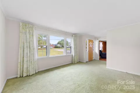 Living - 458 Roy Eaker Rd, Cherryville, NC 28021 photo 1 of 6