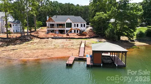 515 Kemp Rd, Mooresville, NC 28117