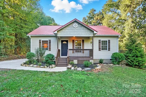 324 W Shiloh Unity Rd, Lancaster, SC 29720