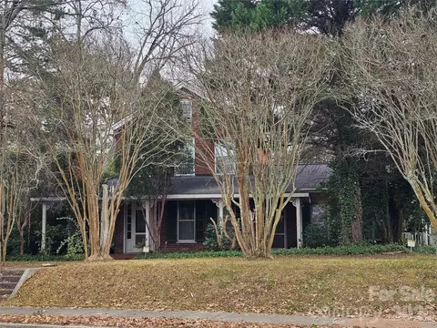 711 Chesterfield Ave, Lancaster, SC 29720