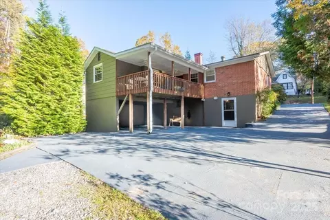 609 Probart St, Brevard, NC 28712 photo 3
