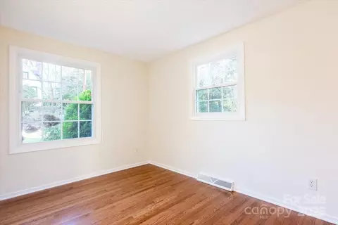 609 Probart St, Brevard, NC 28712 photo 18