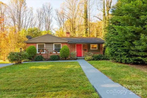 609 Probart St, Brevard, NC 28712