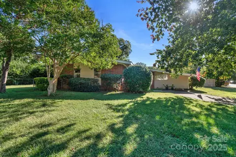 4101 Stacy Blvd, Charlotte, NC 28209
