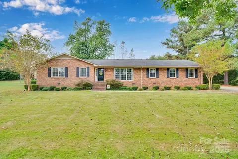 1015 Belmar Ln, Rock Hill, SC 29732