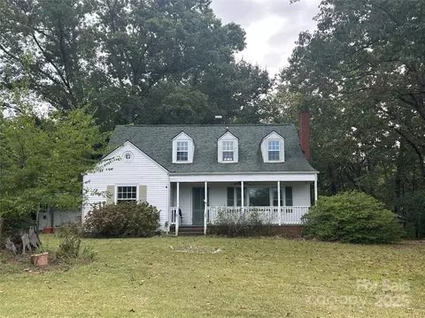 916 Macarthur Rd, Albemarle, NC 28001