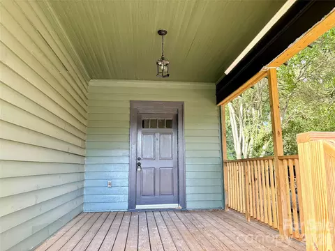 Exterior - 427 E Orr St, Anderson, SC 29621 photo 3 of 6