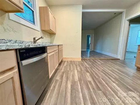 Kitchen - 427 E Orr St, Anderson, SC 29621 photo 4 of 5