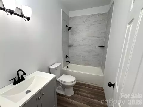 Bath - 427 E Orr St, Anderson, SC 29621 photo 1 of 5