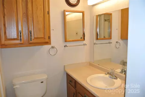 Bath - 112 Holly Ct, Bostic, NC 28018 photo 1 of 3