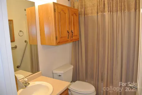 Bath - 112 Holly Ct, Bostic, NC 28018 photo 3 of 3
