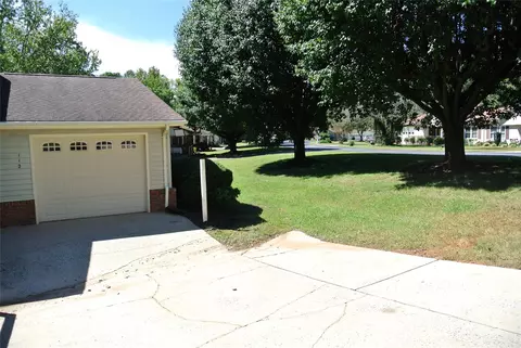 Exterior - 112 Holly Ct, Bostic, NC 28018 photo 5 of 6