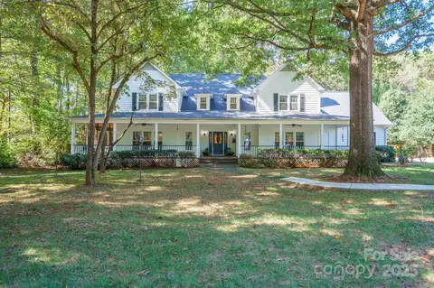 6421 Gold Wagon Ln, Mint Hill, NC 28227