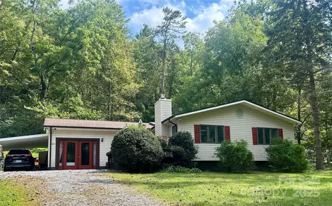 283 Bull Creek Rd, Asheville, NC 28805
