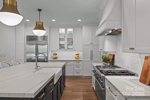 Kitchen - 18714 River Ford Dr, Davidson, NC 28036 photo 3 of 6