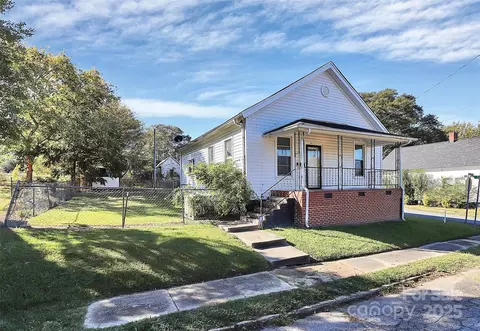 511 W Elliott St, Chester, SC 29706