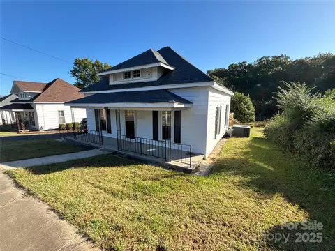 724 N 2nd St, Albemarle, NC 28001