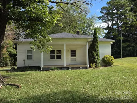 408 Yadkin St, Granite Quarry, NC 28146