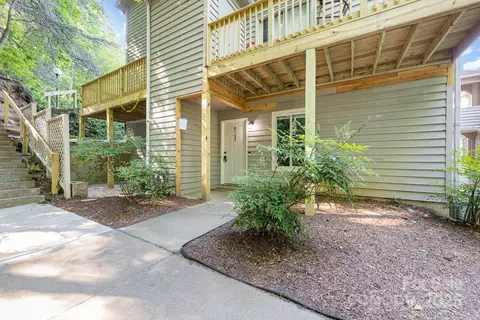 6127 Old Plank Rd, Winston Salem, NC 27106