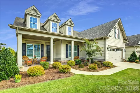 82228 Standing Oak Dr, Charlotte, NC 28278