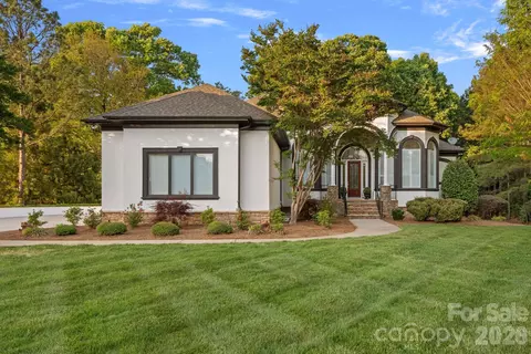 106 Lightship Dr, Mooresville, NC 28117