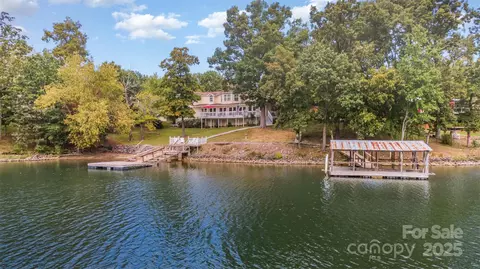 17333 Saranita Ln, Charlotte, NC 28278