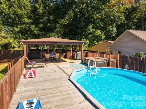 Exterior - 223 Wendover Dr, Salisbury, NC 28147 photo 9 of 11