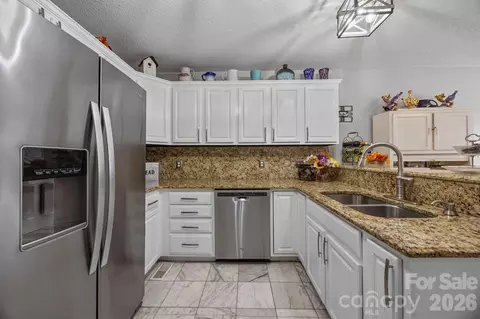 Kitchen - 223 Wendover Dr, Salisbury, NC 28147 photo 3 of 5