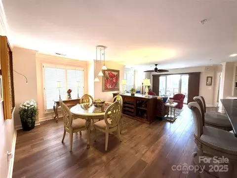 Dining - 930 Jetton 20 St #20, Davidson, NC 28036 photo 2 of 4
