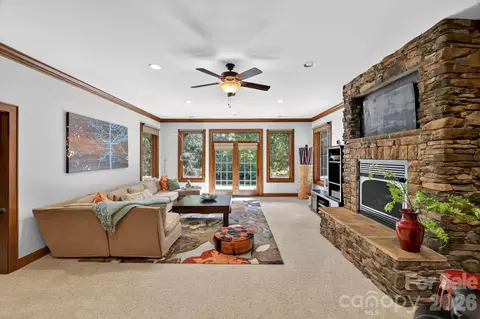 2849 Snead Ne Ct NE, Conover, NC 28613 photo 14