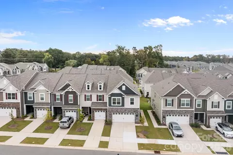 7061 Bentz St, Charlotte, NC 28269