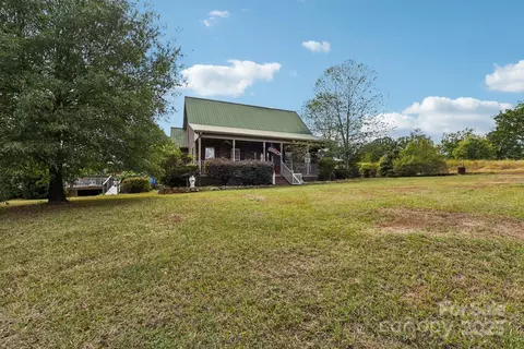 1847 Bertha Knight Rd, Lancaster, SC 29720